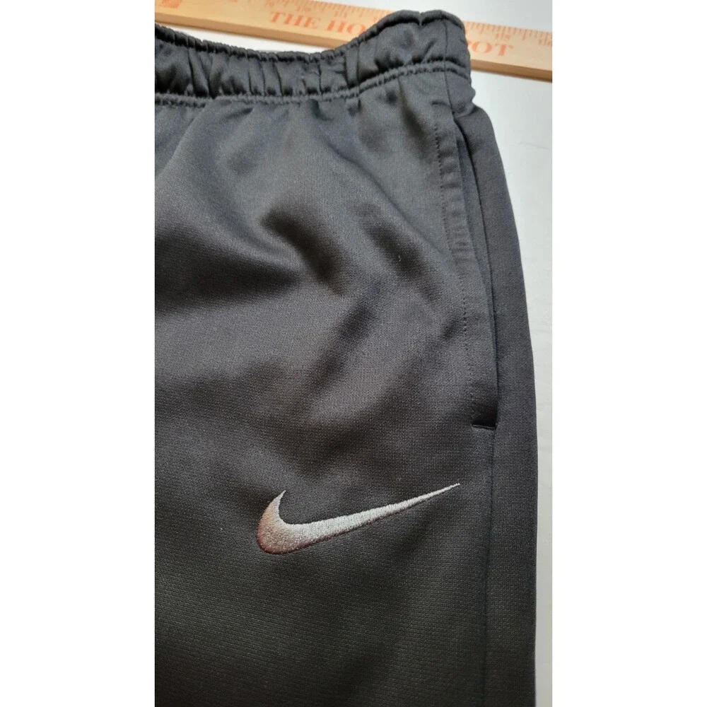 Nike men therma